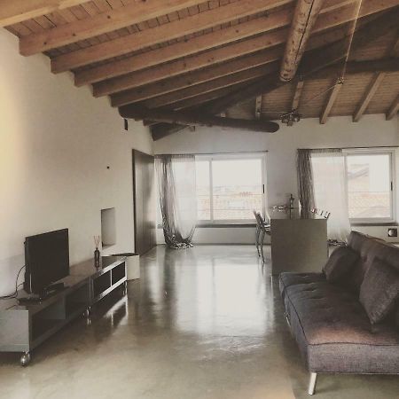 Bloft Charme&Relax Apartment แบร์กาโม ภายนอก รูปภาพ